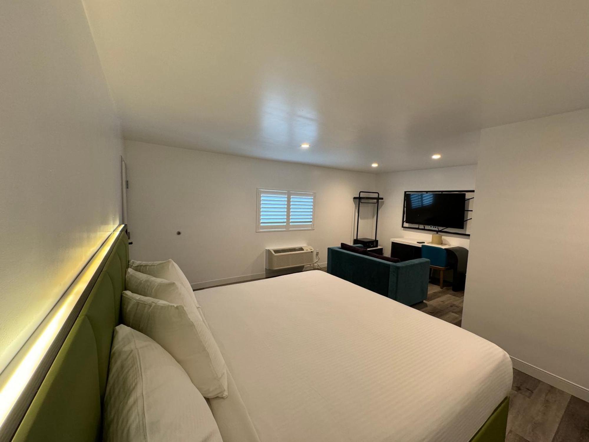 Hotel Rudra - Hollywood Los Angeles Room photo